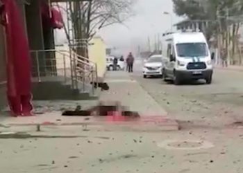 Террорист-смертник подорвал себя у здания ФСБ в Карачаево-Черкесии