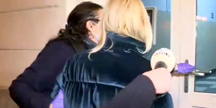 O moldoveancă pretindea că e medic. A mutilat zeci de femei în România