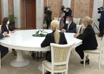 LIVE | Declarațiile Platformei parlamentare „Pentru Moldova” după consultările cu Maia Sandu