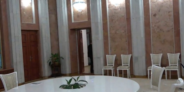 Reprezentanții Platformei parlamentare „Pentru Moldova” participă la consultările organizate de președintele RM, Maia Sandu