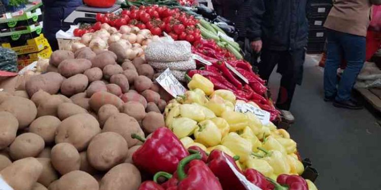 Piața Centrală din Capitală va activa conform unui program special în perioada sărbătorilor de iarnă