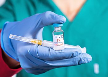 Pandemia: Vaccinarea în țările UE ar putea începe mai degrabă decât era preconizat, New York a sărăcit, România așteaptă primele doze de vaccin | VIDEO