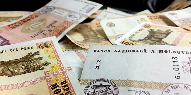 Peste 147 de milioane de dolari, trimiși din străinătate în decembrie