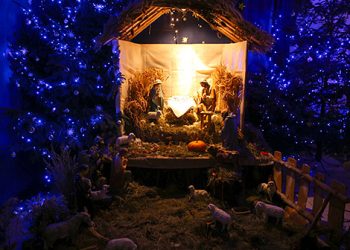 Creștinii ortodocși pe stil vechi sărbătoresc Crăciunul