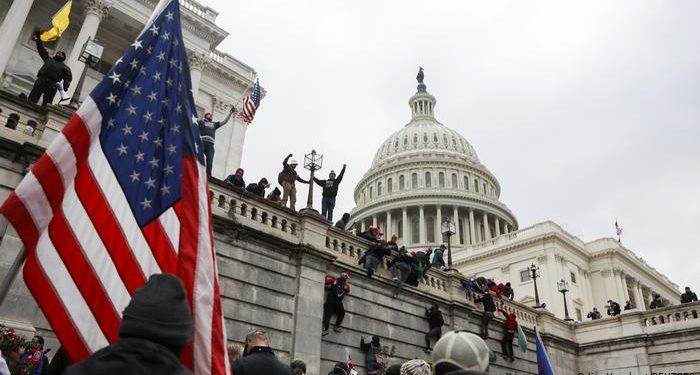 Washington: Starea de urgenţă a fost prelungită cu 15 zile