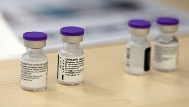 В США врач умер после прививки вакциной Pfizer