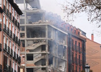 Мощный взрыв в доме престарелых в Мадриде: Трое человек погибло, один пропал без вести | VIDEO