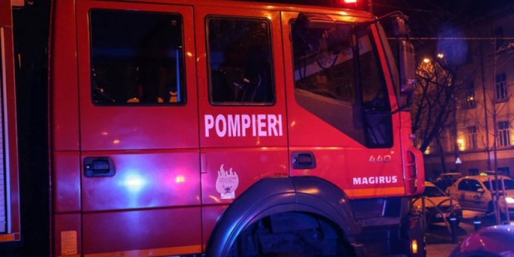 Flăcările le-au luat viața: Doi bărbați au ars de vii în propriile case | VIDEO