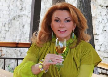 Ушла из жизни вице-президент винодельческой компании Lion Gri Нелли Соник