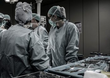 Ученые КНР спрогнозировали смертность от COVID-19 к марту 2021