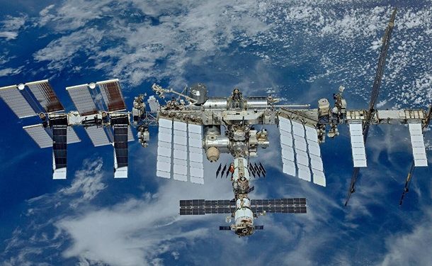 Объявлены имена первых трех космических туристов