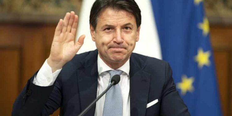 Premierul italian Giuseppe Conte și-a anunțat demisia