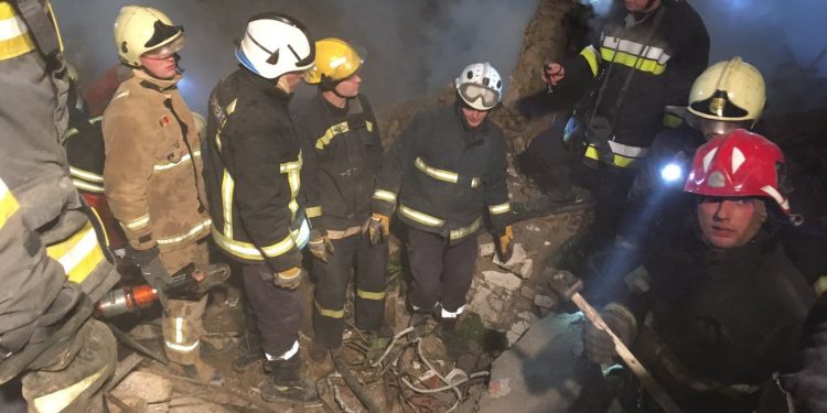 Взрыв в частном доме в Сынджерей: Сообщается о двух раненых и погибшем | FOTO