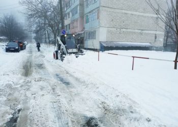 Cum se circulă în capitală în urma ninsorilor. Transportul public nu ajunge spre două suburbii