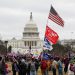 Протестующие в Вашингтоне ворвались в Капитолий