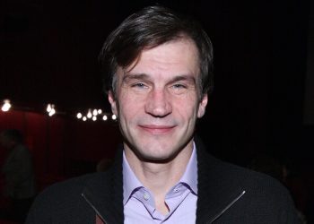 Умер актер из фильмов «Сволочи» и «Мы из будущего — 2» Денис Карасев