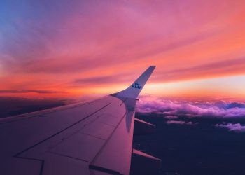 Noi reguli de zbor pentru moldovenii care doresc să ajungă în Germania şi Marea Britanie