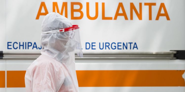 Încă un lucrător medical din Moldova a decedat în urma complicațiilor provocate de COVID-19