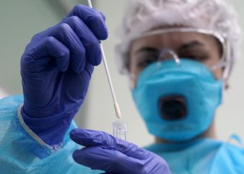 Количество ежедневных тестов на коронавирус увеличат