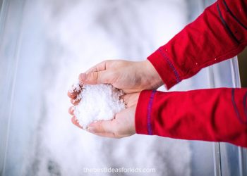 Cât mai stă zăpada la noi: Prognoza meteo pentru următoarele zile