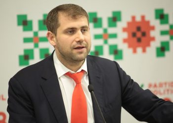 A recitat, în limba română, din opera eminesciană. Ilan Șor a venit cu o adresare specială către criticii săi și a felicitat cetățenii cu Ziua Culturii | VIDEO