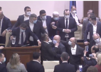 Două luni de la altercațiile și distrugerile din Parlament. De ce încă niciun deputat nu a fost sancționat pentru daunele aduse | VIDEO