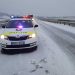 Pe unele trasee din țară circulația rutieră este îngreunată din cauza ninsorii