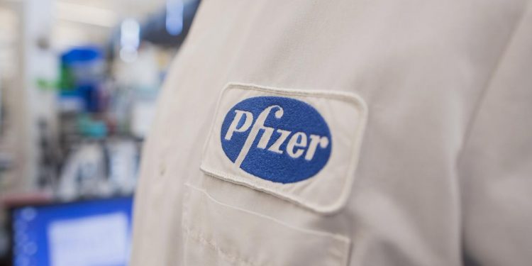 Italia vrea să dea în judecată Pfizer, iar Israelul pune la îndoială eficacitatea acestui vaccin