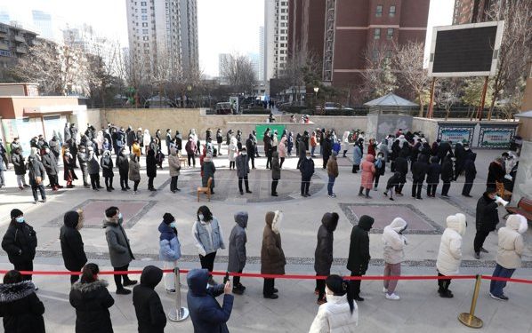 Oraș din China, cu 11 milioane de oameni, carantinat după depistarea a 119 cazuri de COVID. Toți locuitorii urmează să fie testați