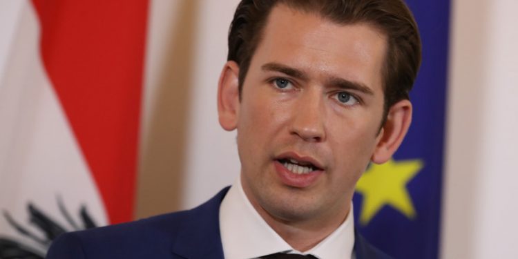 Austria prelungește lockdown-ul și în februarie la o zi după ce protestatari anti-restricții au manifestat la Viena