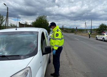 Peste 1800 de șoferi s-au ales cu amenzi în zilele de odihnă