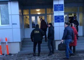 CNA l-ar fi reținut pe nepotul unui șef de la Ministerul Finanțelor