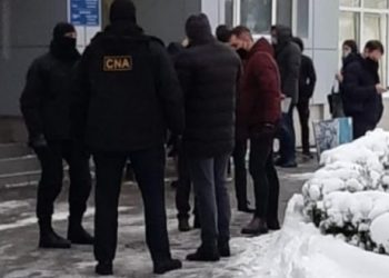 Cum ASP interna, lecuia și externa „pacienți”: Cât costa un permis de conducere, cum erau împărțiți banii și cine sunt bănuiții | VIDEO