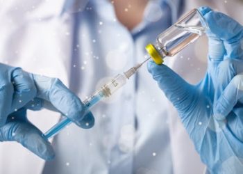 Cum au loc instruirile lucrătorilor medicali din țară pentru campania de vaccinare anti-COVID și care este procedura de administrare | VIDEO