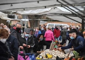 В Испании намерены ввести штрафы за отказ вакцинироваться