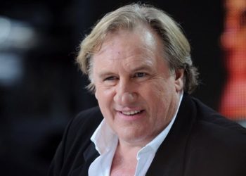 Депардье предъявили обвинение в изнасиловании и домогательствах