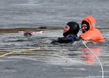 Поиски утонувшей 12-летней девочки до сих пор продолжаются