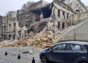 В историческом центре Одессы рухнул огромный дом