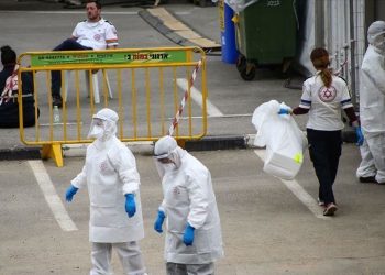 В Израиле вновь продлен карантин