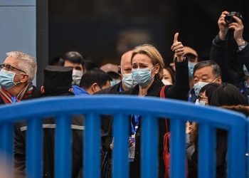 Расследование происхождения COVID-19: эксперты ВОЗ посетили рынок в Ухане