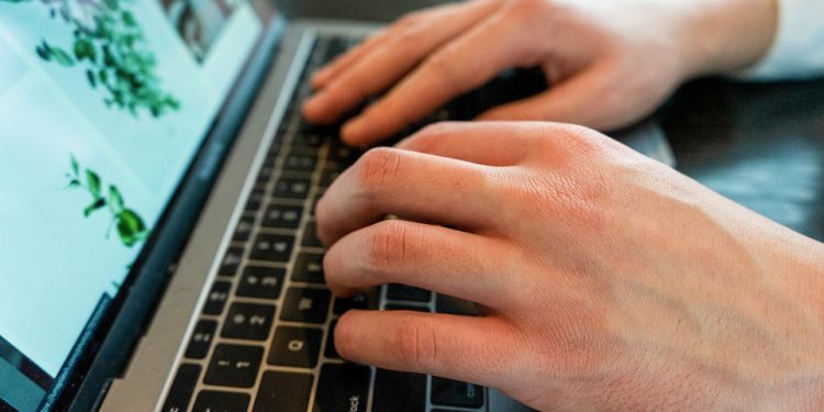 Все учебные заведения Кишинева обязали завести официальные веб-страницы