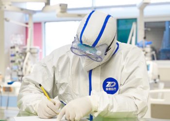 Un nou record de la începutul anului: Alte 1610 persoane s-au infectat, 23 au decedat | VIDEO