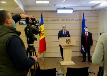 Partidul „ȘOR” și Platforma „Pentru Moldova” cer măsuri urgente pentru vaccinarea populației și critică inacțiunile autorităților în lupta cu COVID-19 | VIDEO