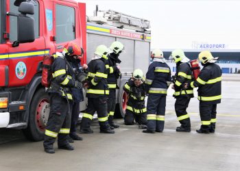 Scenariu de groază: Un avion cu 122 de pasageri a aterizat de urgență pe Aeroportul din Chișinău | VIDEO