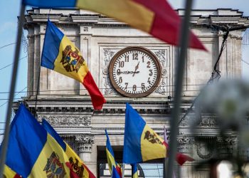 Москва призвала ЕС не вмешиваться во внутренние дела Молдавии