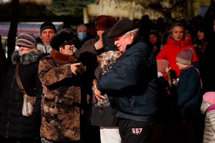 Atmosferă plină de iubire și voie bună la Orhei. Zeci de iubiți s-au reunit ca să sărbătorească Ziua Îndrăgostiţilor