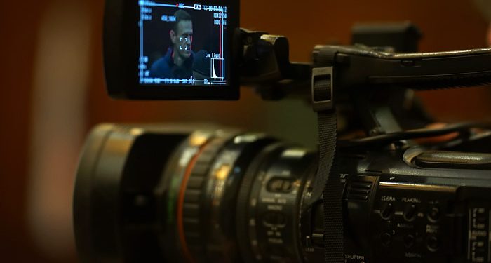 Magistrații urmează să se pronunţe în cazul Navalnîi. Poliţia rusă a început să aresteze persoane care s-au adunat în faţa tribunalului