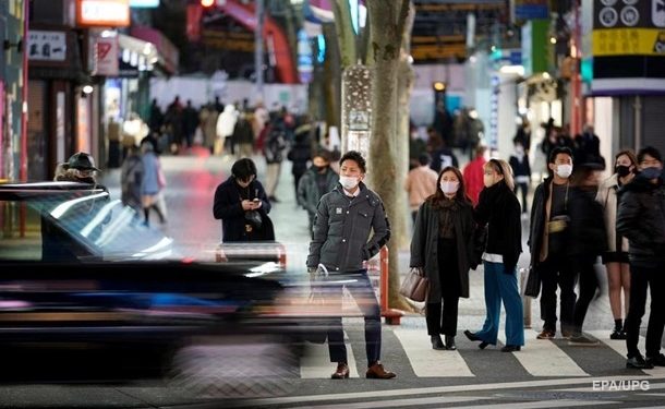 Япония одобрила использование COVID-вакцины Pfizer