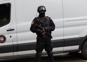 Rezultatele descinderilor: CNA confirmă reținerea șefului Penitenciarului 15 Cricova | VIDEO