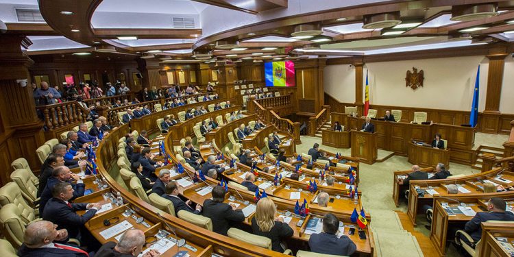 Deputații se vor întruni în prima ședință din sesiunea de primăvară: Aleșii poporului urmează să examineze 40 de proiecte sociale | VIDEO